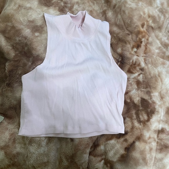 Aeropostale Tops - Aeropostale pink Sleeveless Crop turtle neck